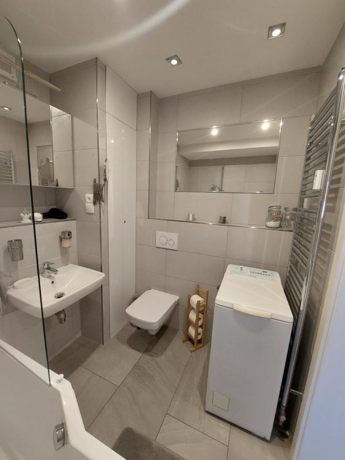 Emily Apartment โกชิเซ ภายนอก รูปภาพ