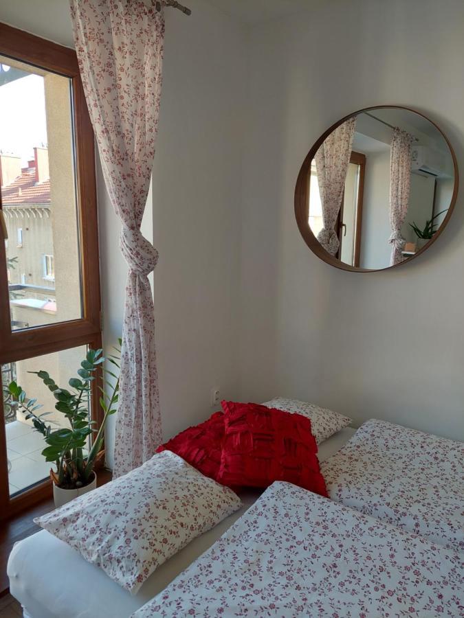 Emily Apartment โกชิเซ ภายนอก รูปภาพ