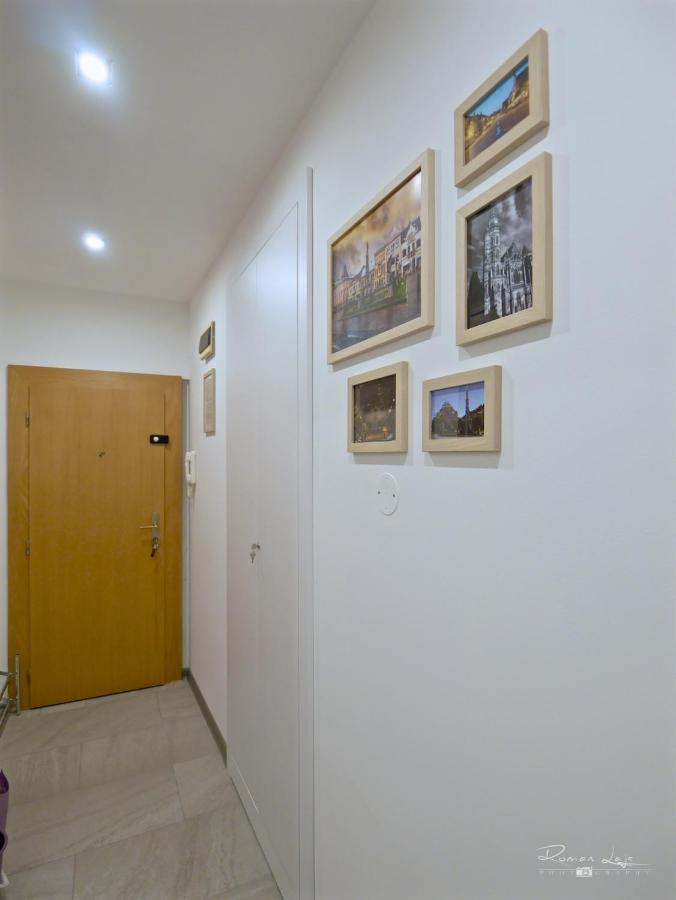 Emily Apartment โกชิเซ ภายนอก รูปภาพ