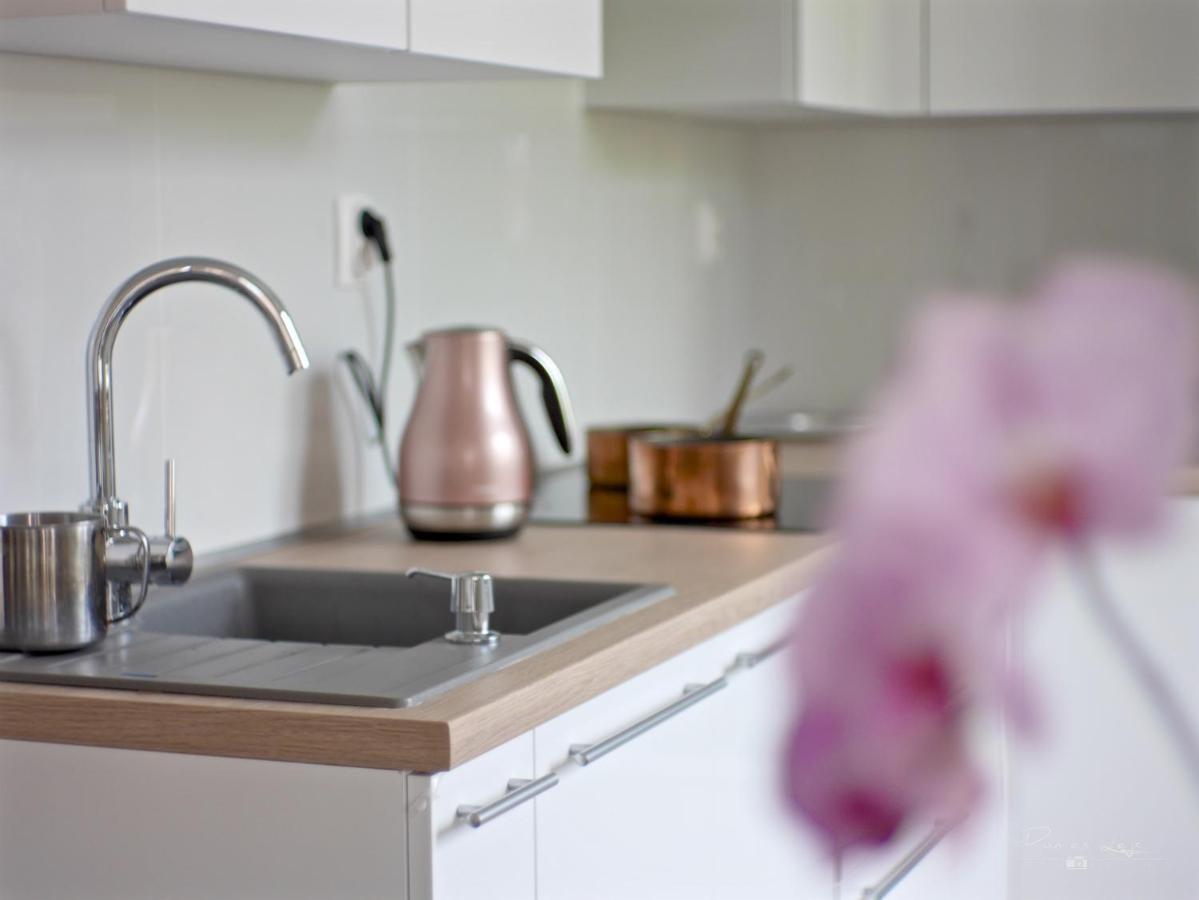 Emily Apartment โกชิเซ ภายนอก รูปภาพ