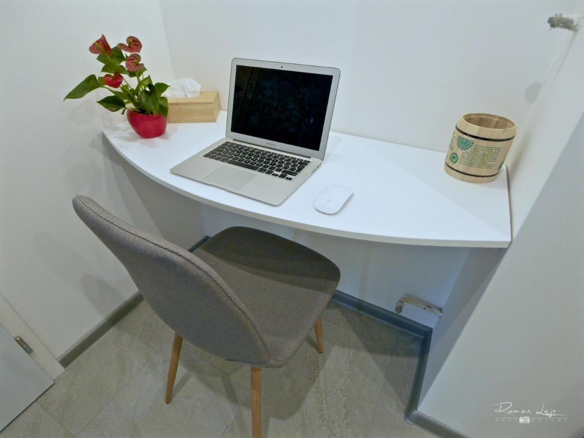 Emily Apartment โกชิเซ ภายนอก รูปภาพ